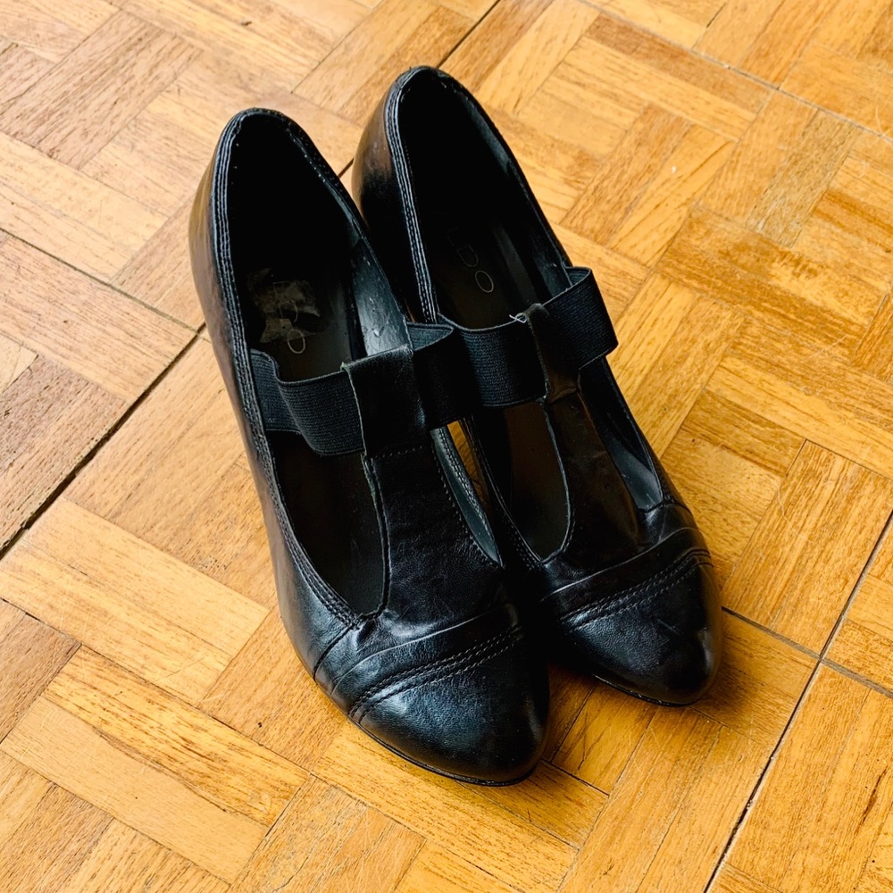 Aldo Black Leather T Strap Block Heel Mary Janes
